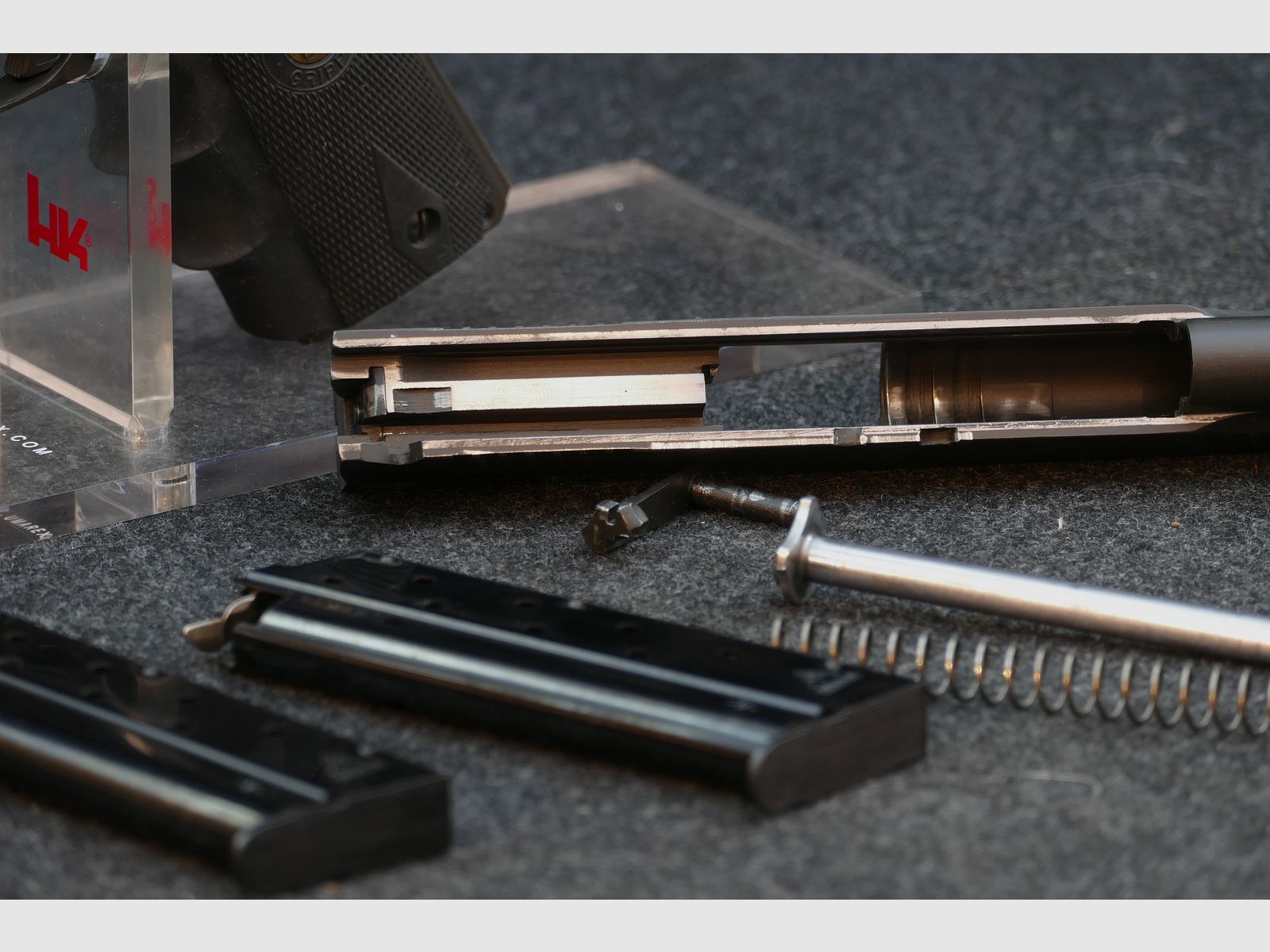 Armscor „Medallion“ 1911 – 9×19, 9mmLuger, 9mmPara – 5" Match barrel – Parkerized (phosphated) – 2× MecGar magazine