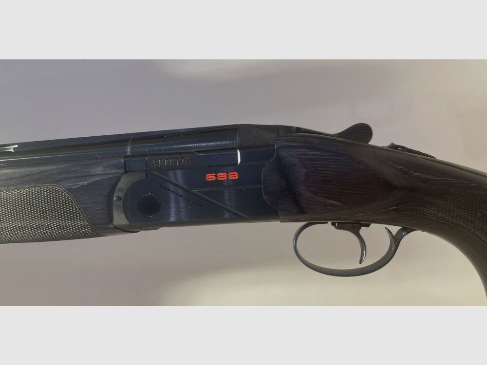 BERETTA 688 PERFORMANCE BLACK SPORTING AS - LEFT-HANDED VERSION (Barrel length 76 cm)