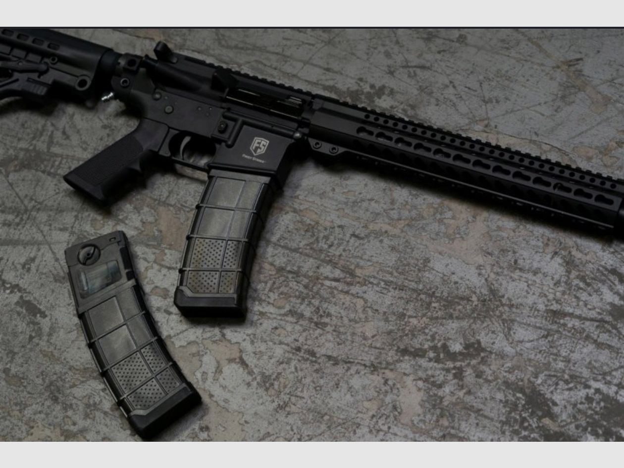 Paintball First Strike T15