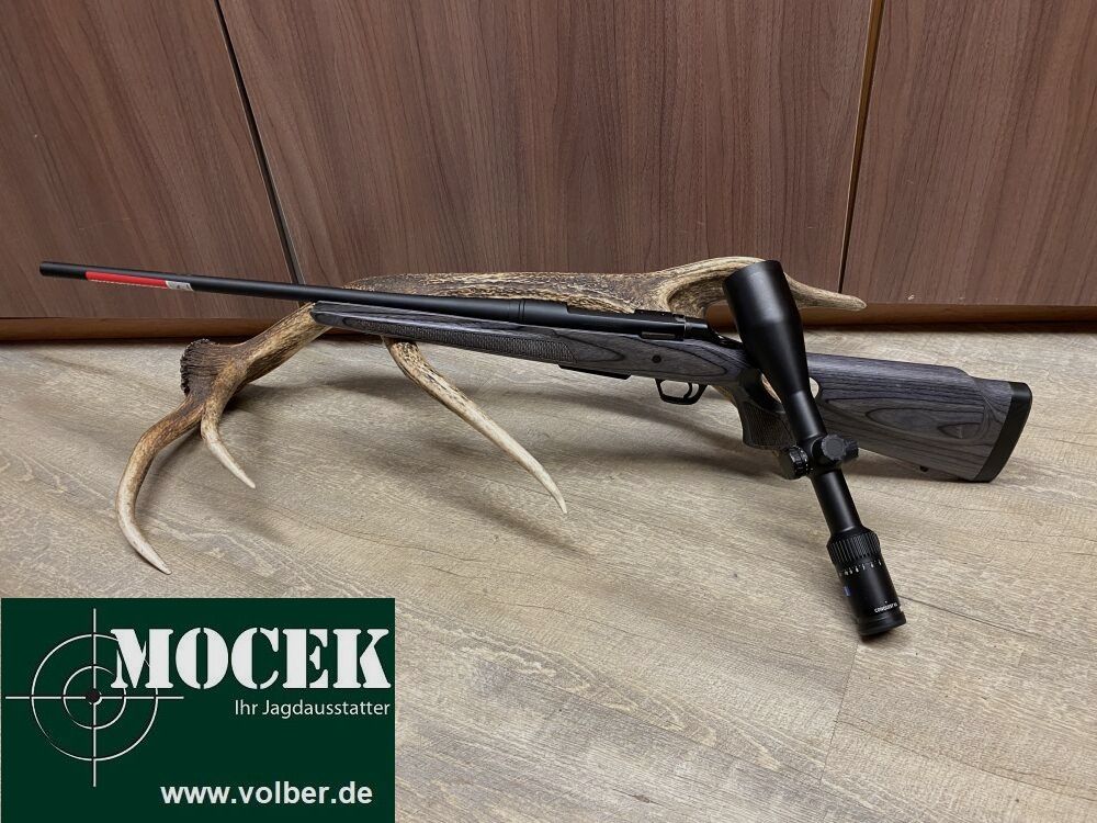 Winchester XPR crosse en bois, avec Zeiss Conquest V4 3-12x56 cal. 30-06, canon court 53cm