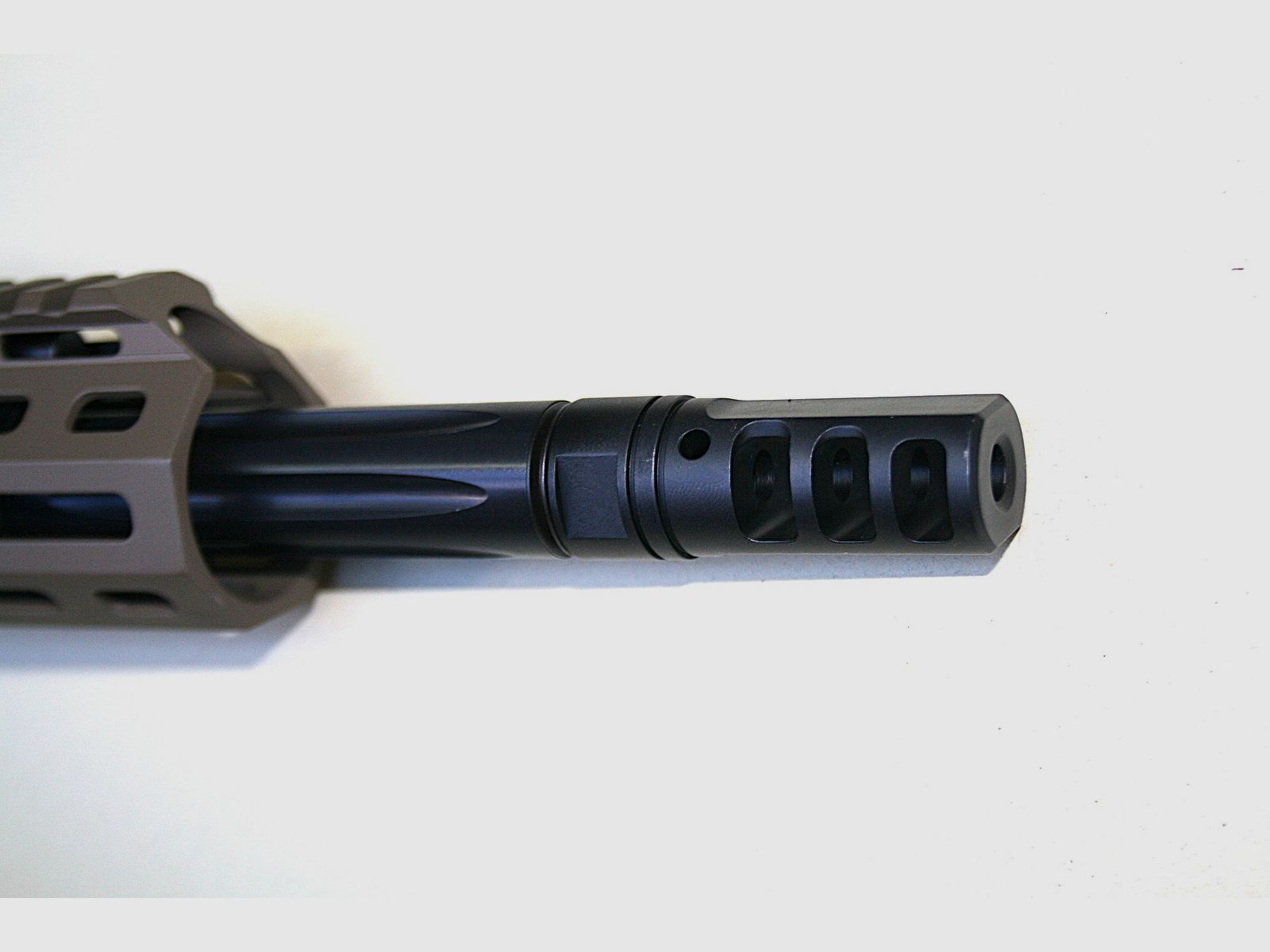 Semi-automatic rifle SCHMEISSER AR15 DMR / 18" – .223 REM (FDE), image 14 of 15