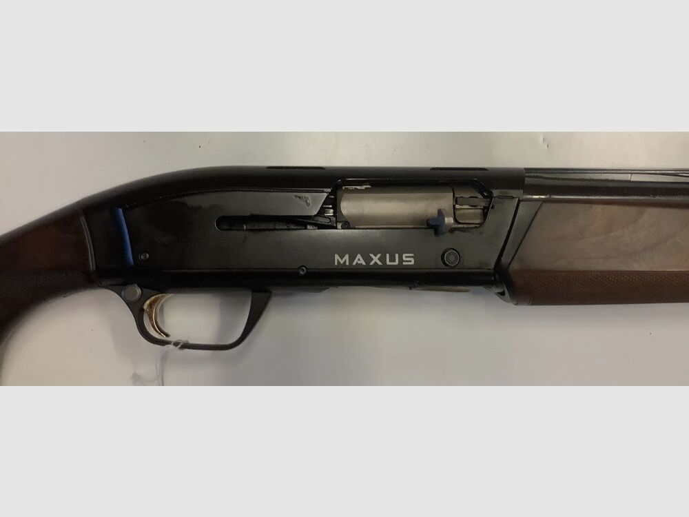 Browning	 Maxus