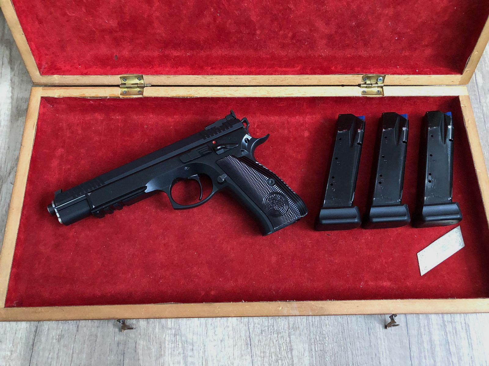 Pistol of the type CZ Taipan Pro Tuning in caliber 9 mm Luger