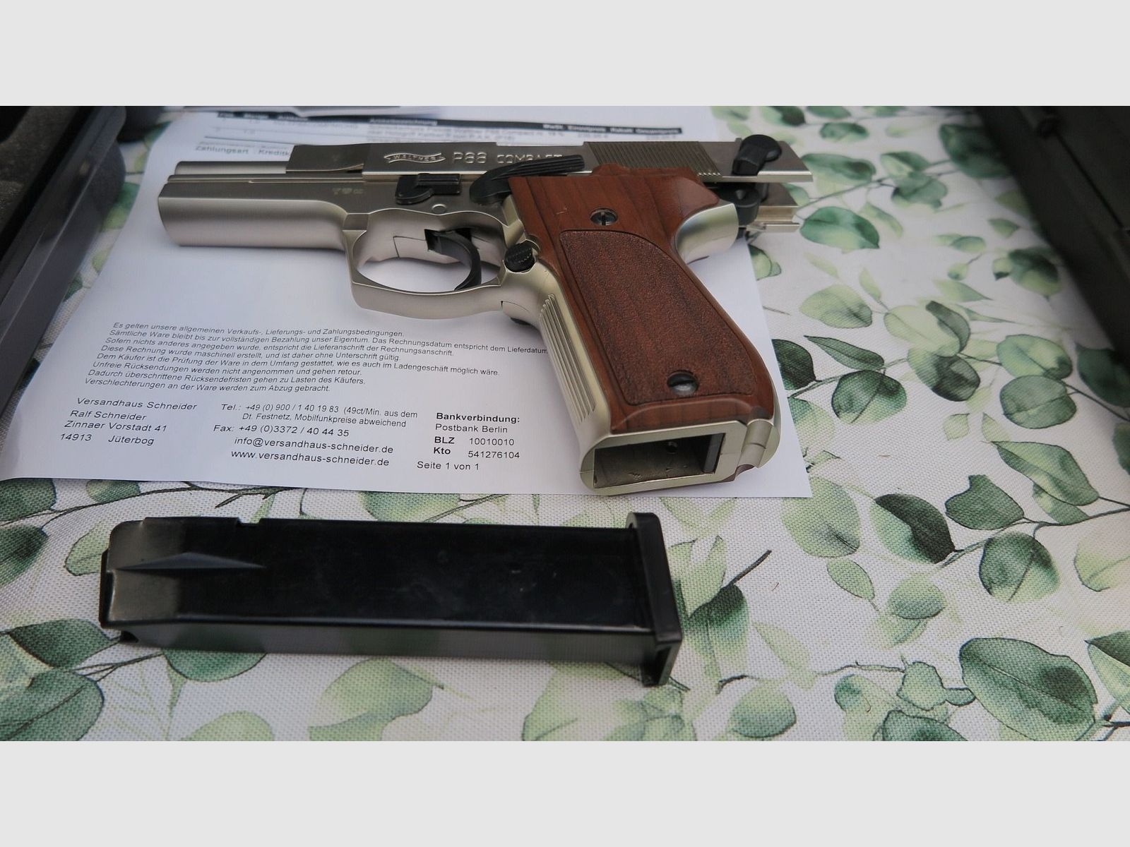 Sammlungsauflösung  4 Schreckschuss Waffen  wie durch die Bilder und Belege zu sehen ist.