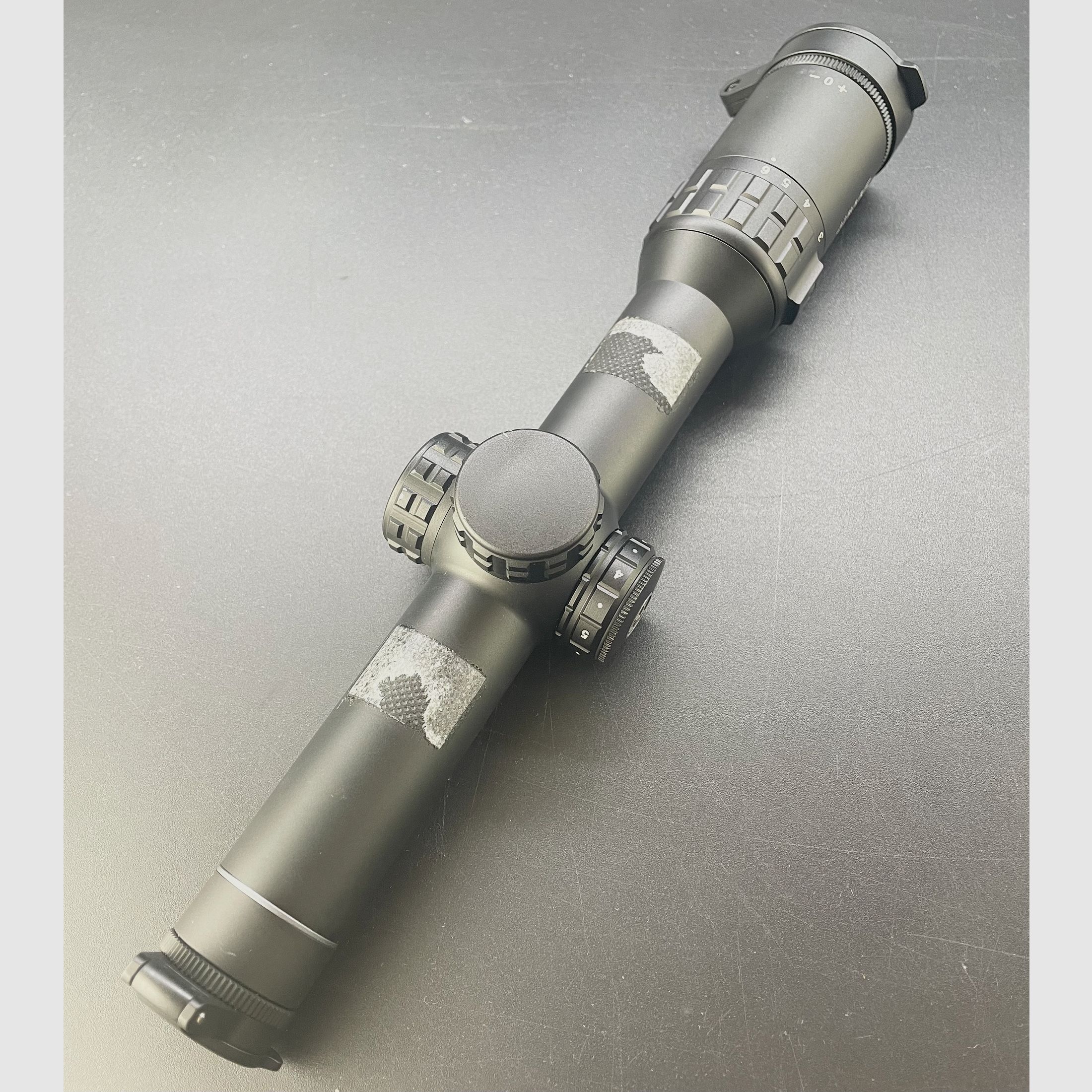 BWare HAWKE 18400 telescopio FRONTIER 30 1-6x24 L4A DOT V374