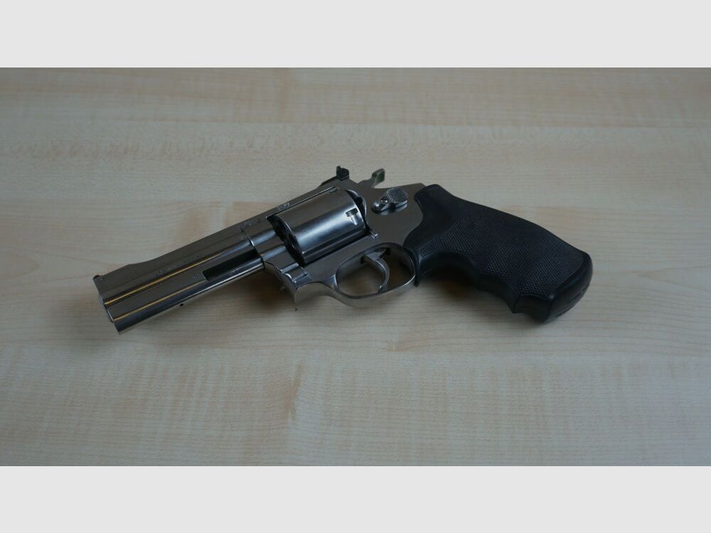 Rossi, image 6 of 7