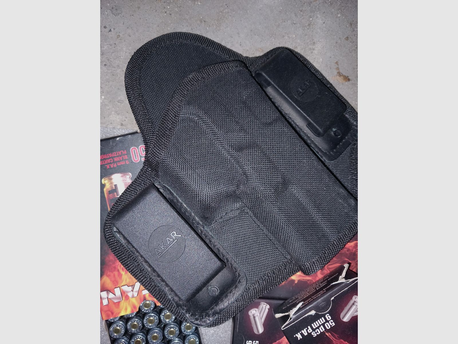 9mm pak munition und holster 