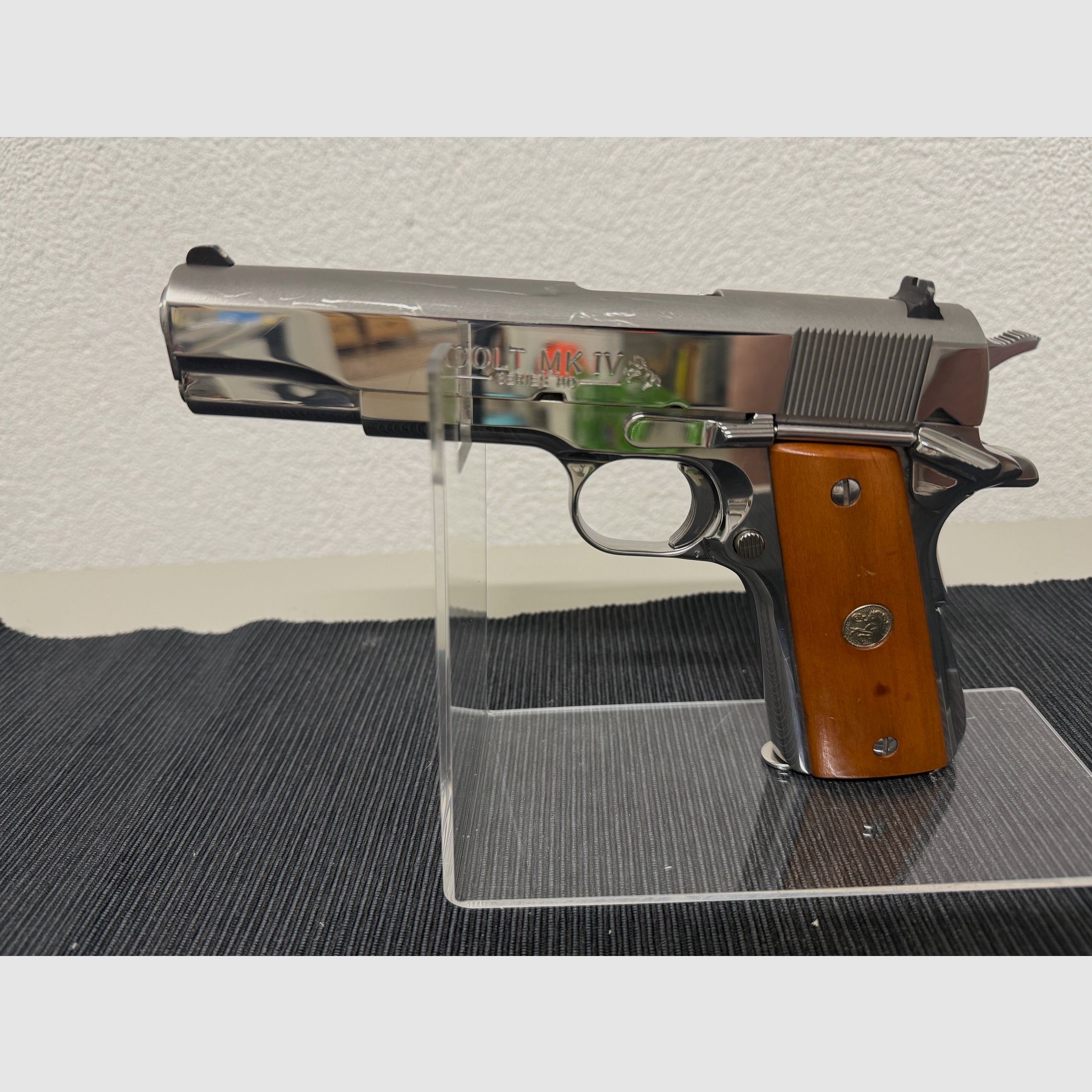 Colt MK IV Series 80 1911 Government in Chrom Kaliber .45Auto  ACP sehr selten!