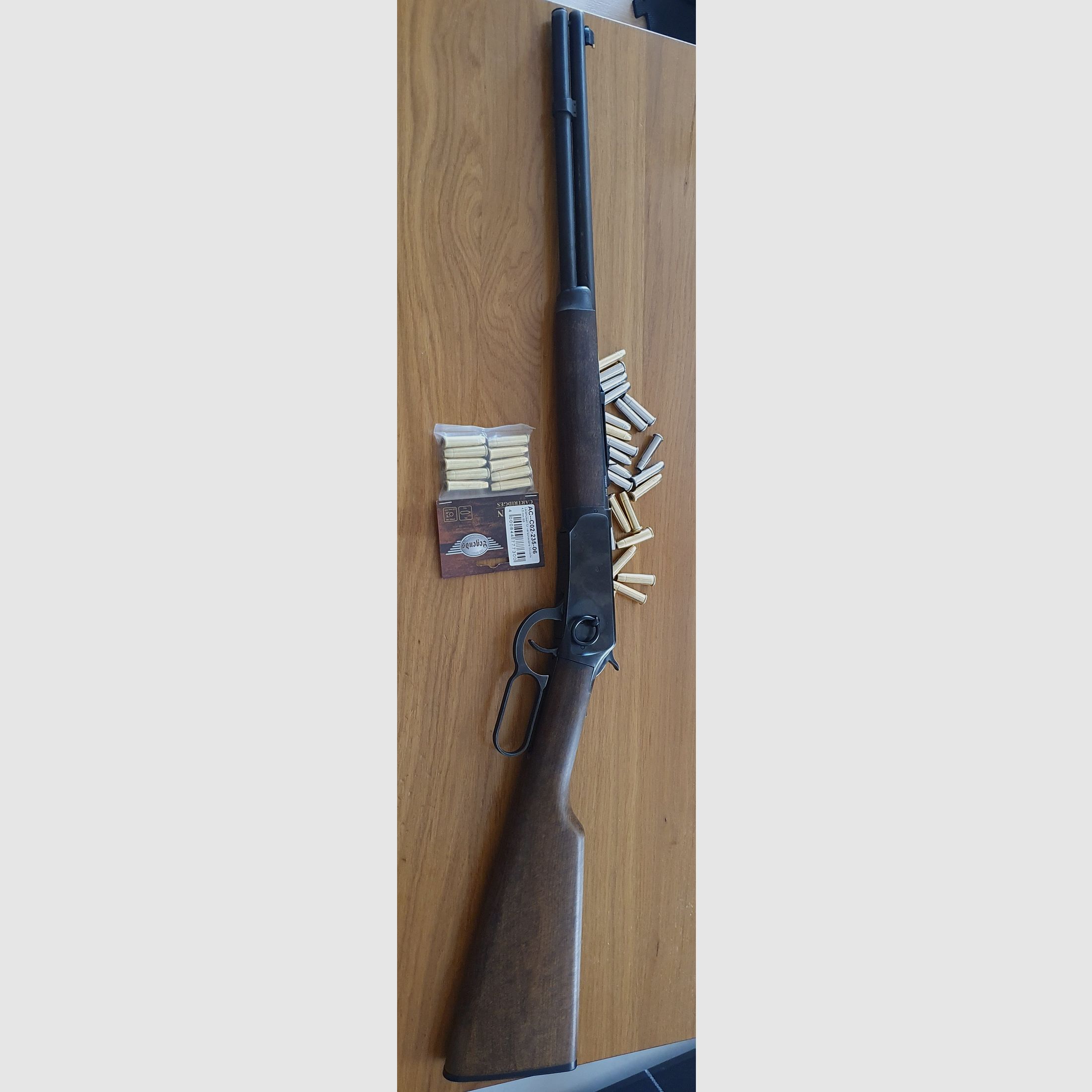 Legends Cowboy Rifle Co2 Gewehr antik finish , inkl. 34 Ladehülsen Diabolo + BB, Koffer