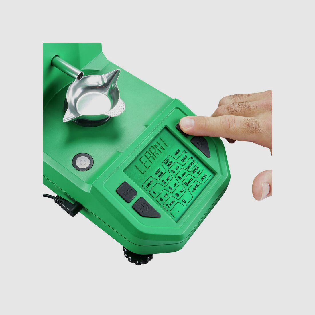 RCBS Chargemaster Supreme / Powder Scale with Powder Dispenser 220V