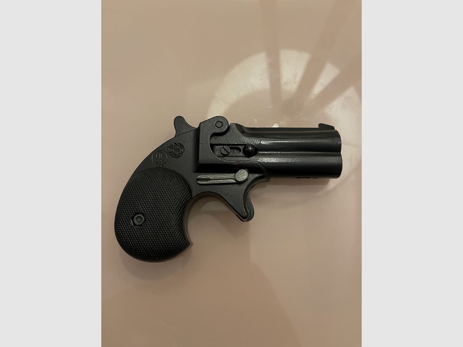 Pistolet d'alarme Derringer 6mm Platz