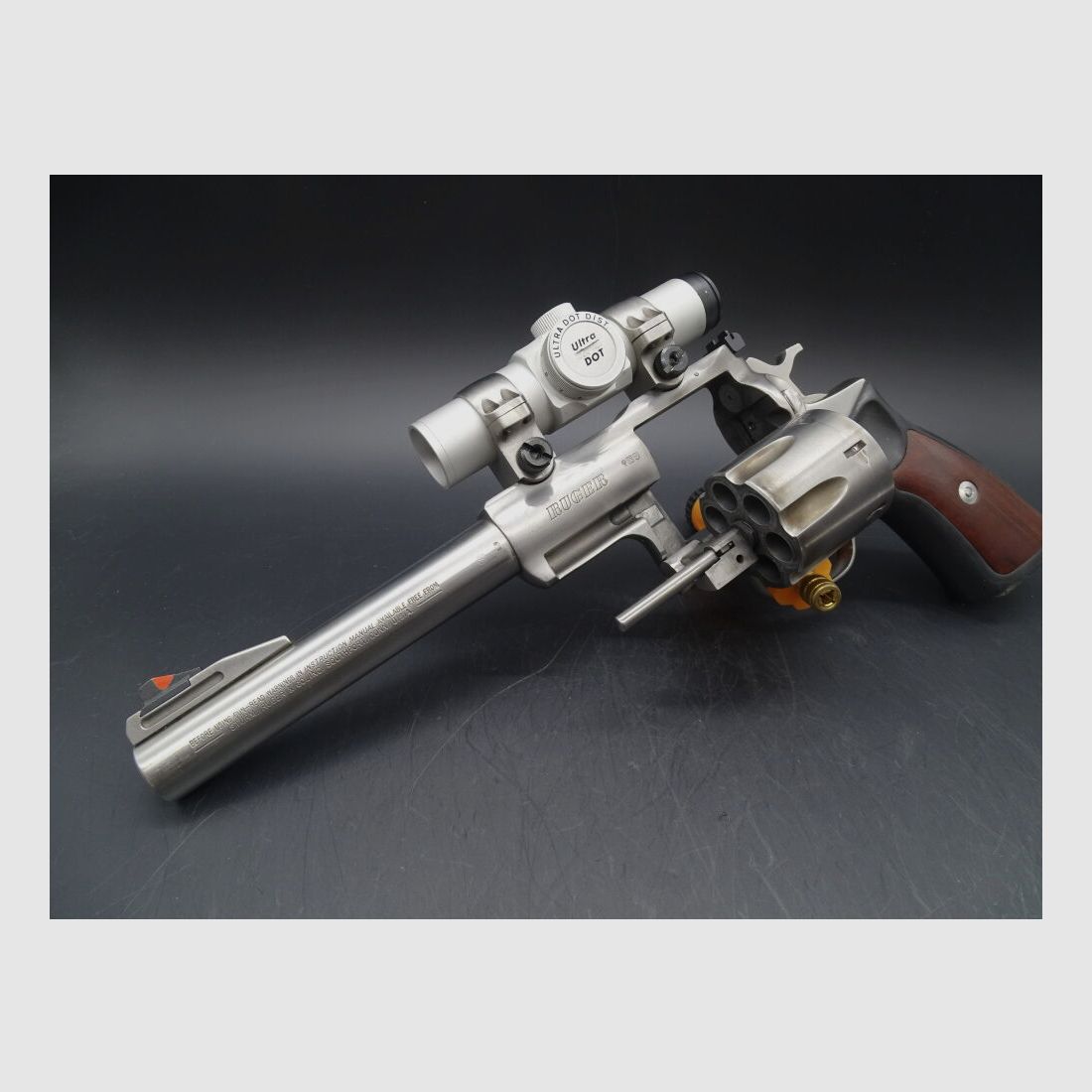 Ruger Redhawk Kaliber .44 Magnum mit Pointer Redhawk