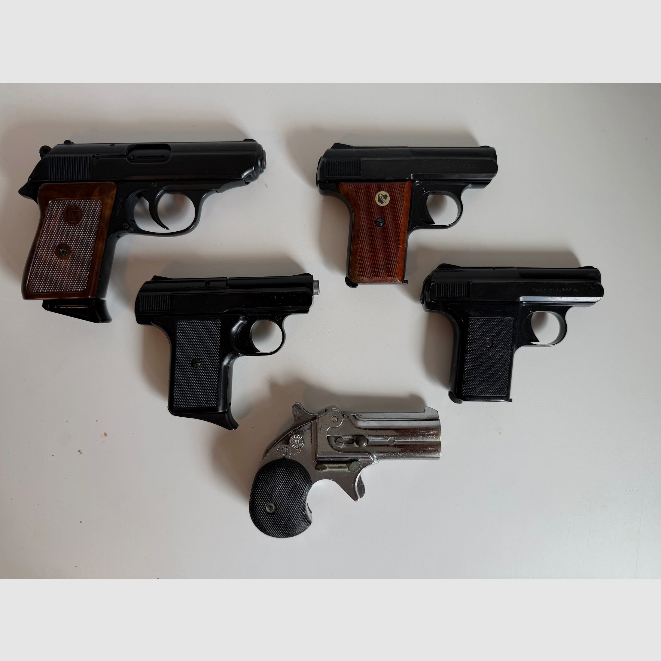 <p>pistolas de gas de alarma</p>