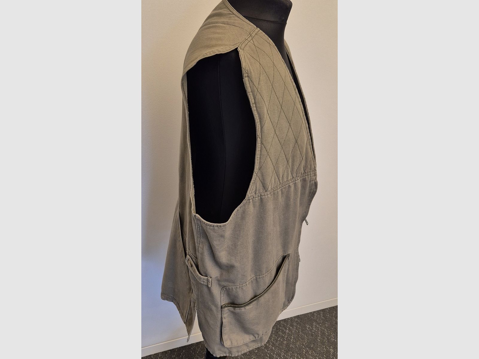 Vendo giubbotto da tiro maschile Rascher in condizioni pari al nuovo taglia 56