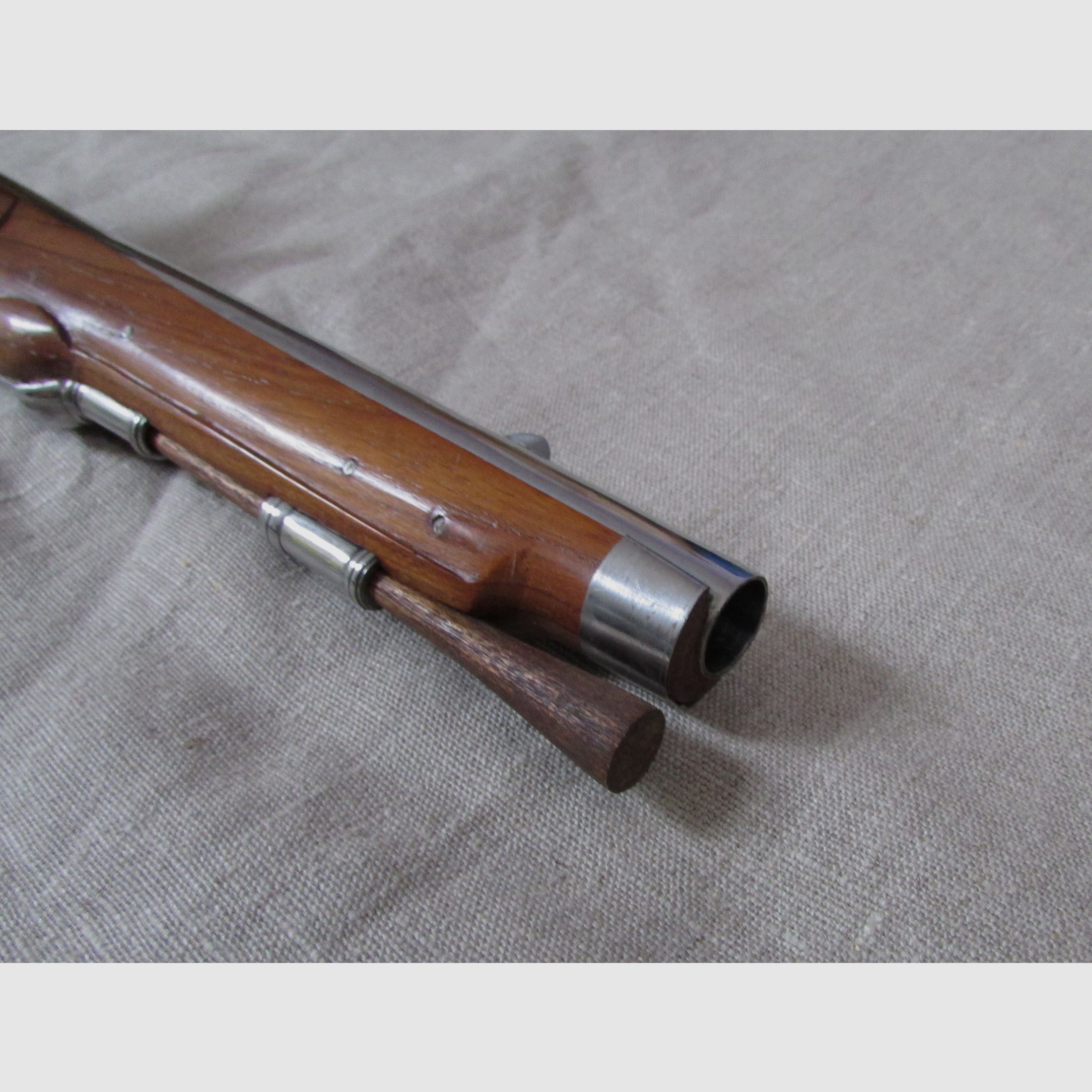 French M1733 flintlock pistol