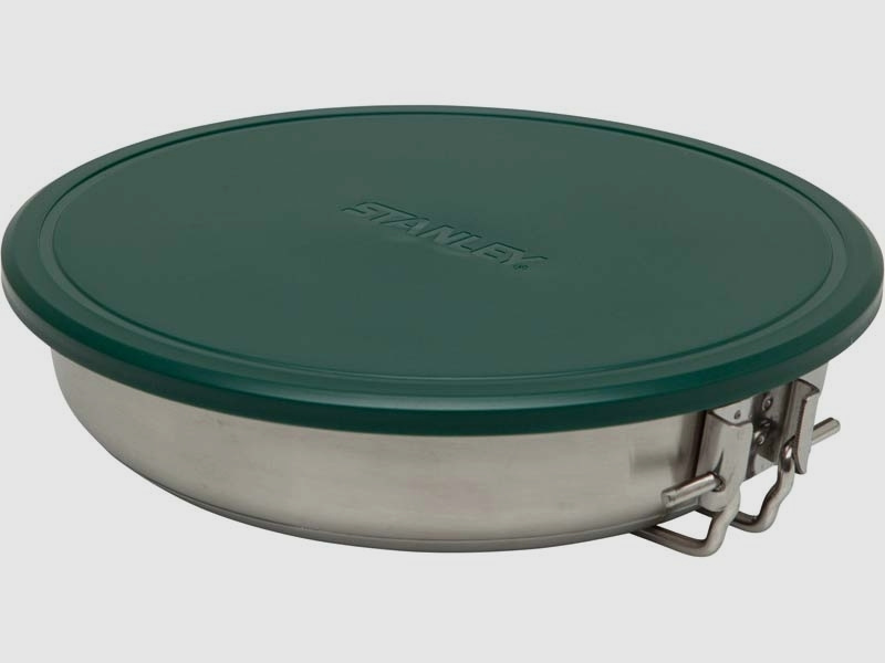 Stanley Outdoor Pan Set, Sandwich Bottom, 2 Forks, Plastic Cutting Board, 2 Plastic Plates, Lid