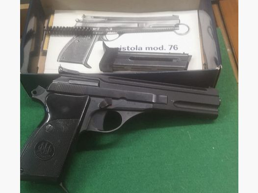 Semi-Auto-Pistole + 1 gebrauchtes Magazin BERETTA 76