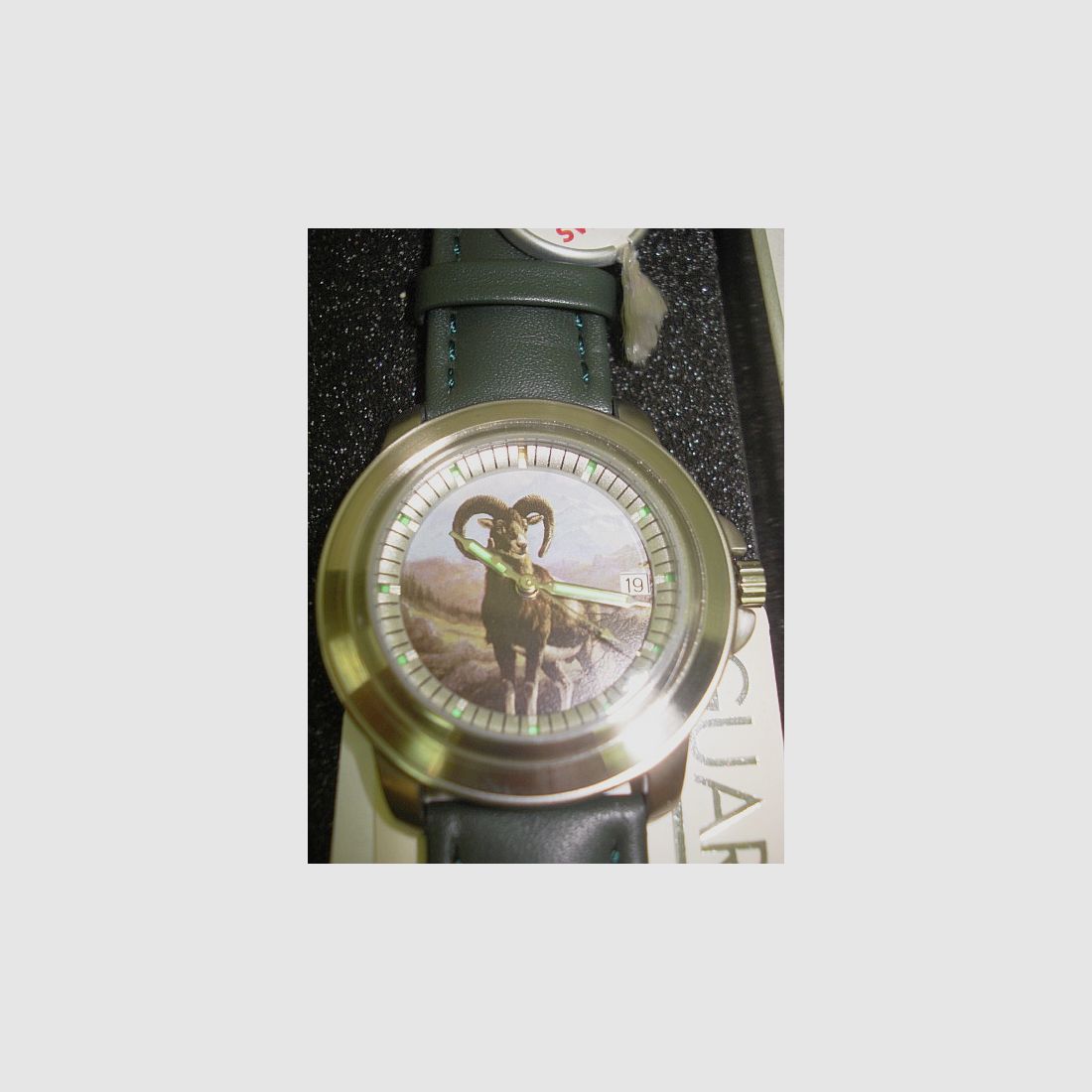 Swiss Timer Armbanduhr - mit Leuchtzeiger