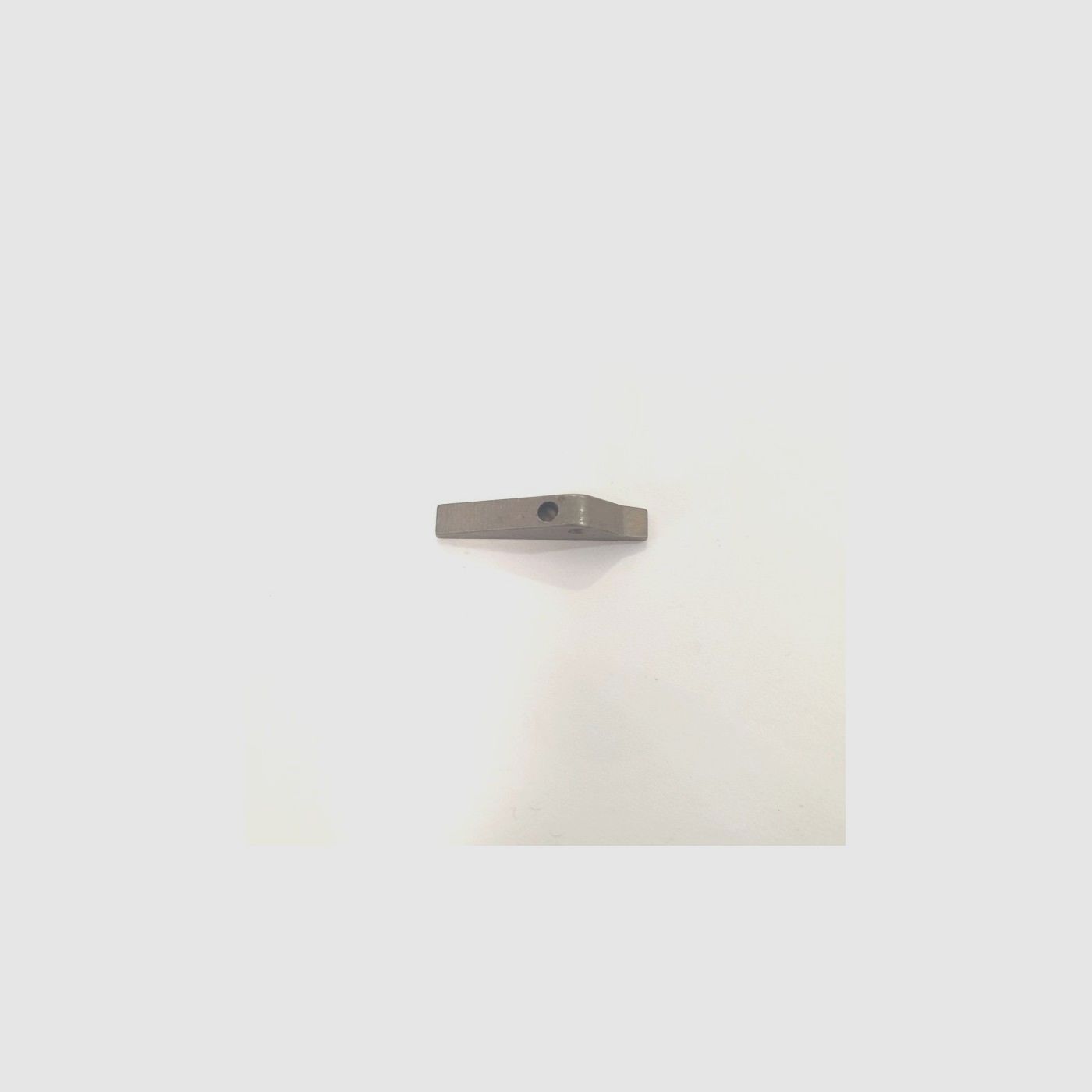 Smith & Wesson Sear Old Style frame KL/N 070390000, image 3 of 4