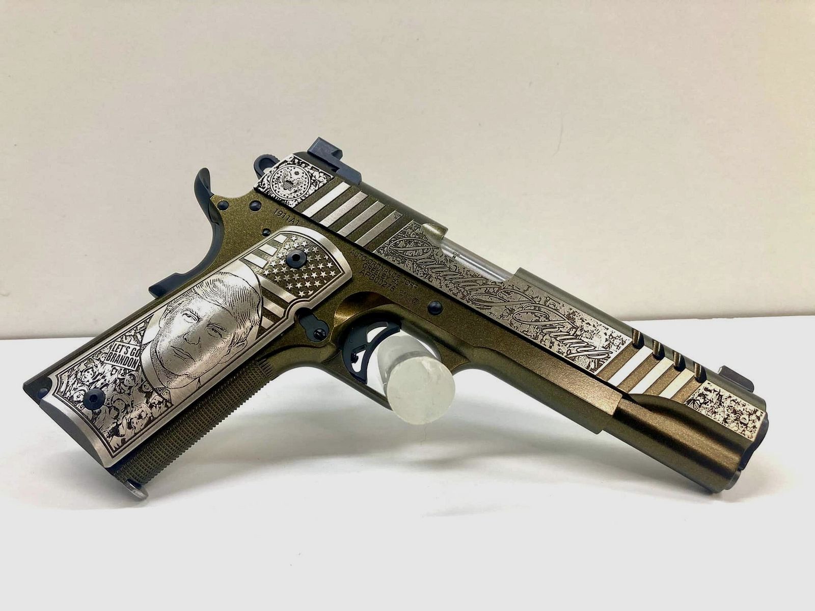 Auto-Ordnance 1911A1 Trump « Cri de ralliement » 5″ .45 ACP