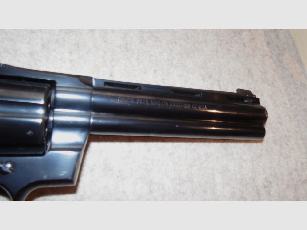 Colt Python, Bild 6 von 7