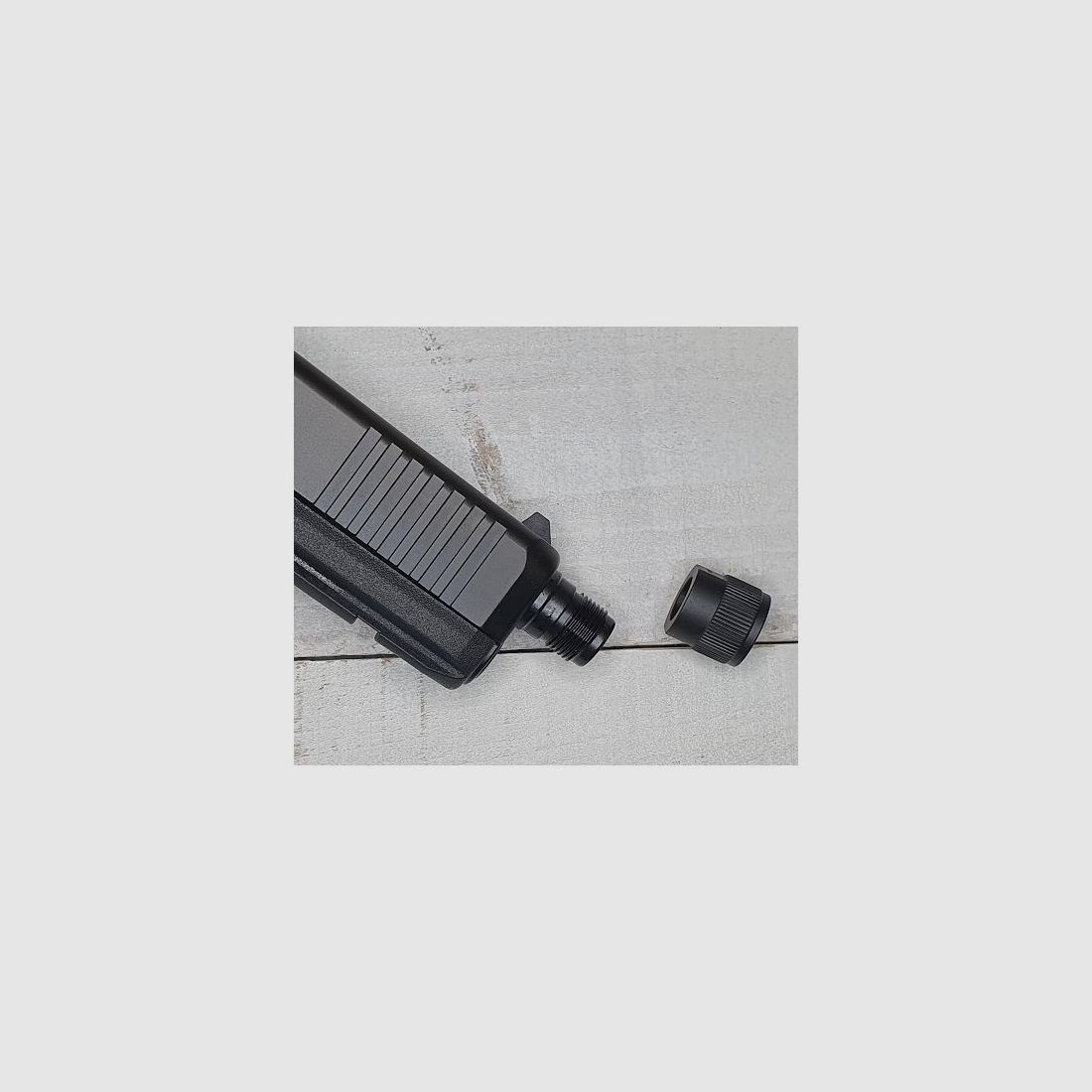 Pistole GLOCK 17 GEN5/FS/THR Kal. 9×19, Bild 3 von 3