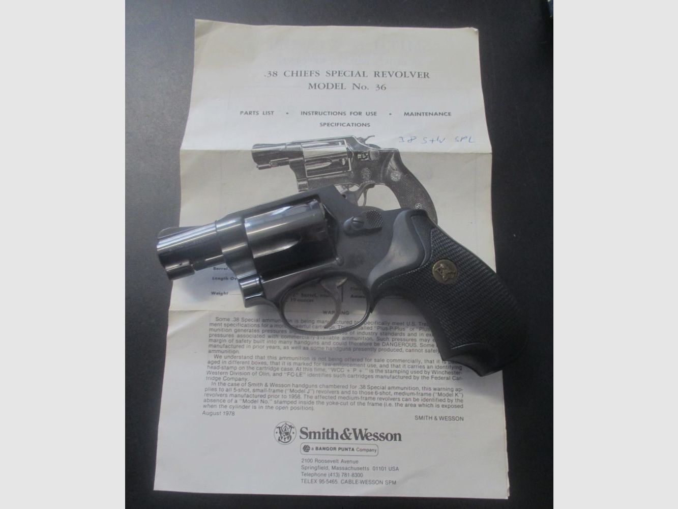 Revolver Smith & Wesson Mod. 36 avec poignée Pachmayr .38 spl 36