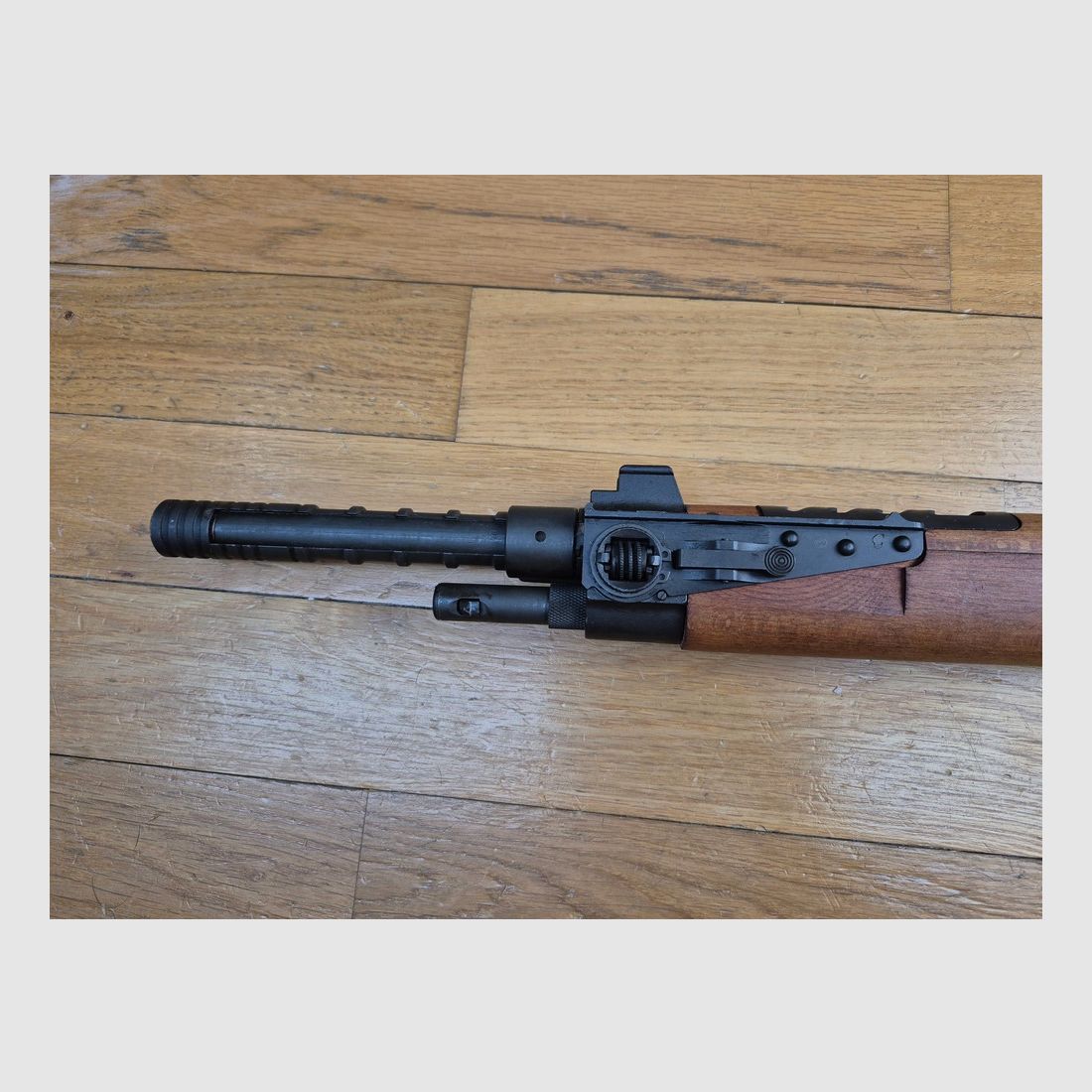 Wunderschönes und seltenes Gewehr Mas 36-51 - Originalkaliber 7,5×54 MAS – Vollständig einheitliche Seriennummer einschließlich Bajonett – Waffe von 1956 – Lauf in neuwertigem Zustand – Neue Gewehrriemen – Reinigungsset – Seltene Waffe zum Sammeln in sehr gutem Zustand+++!, Bild 8 von 32