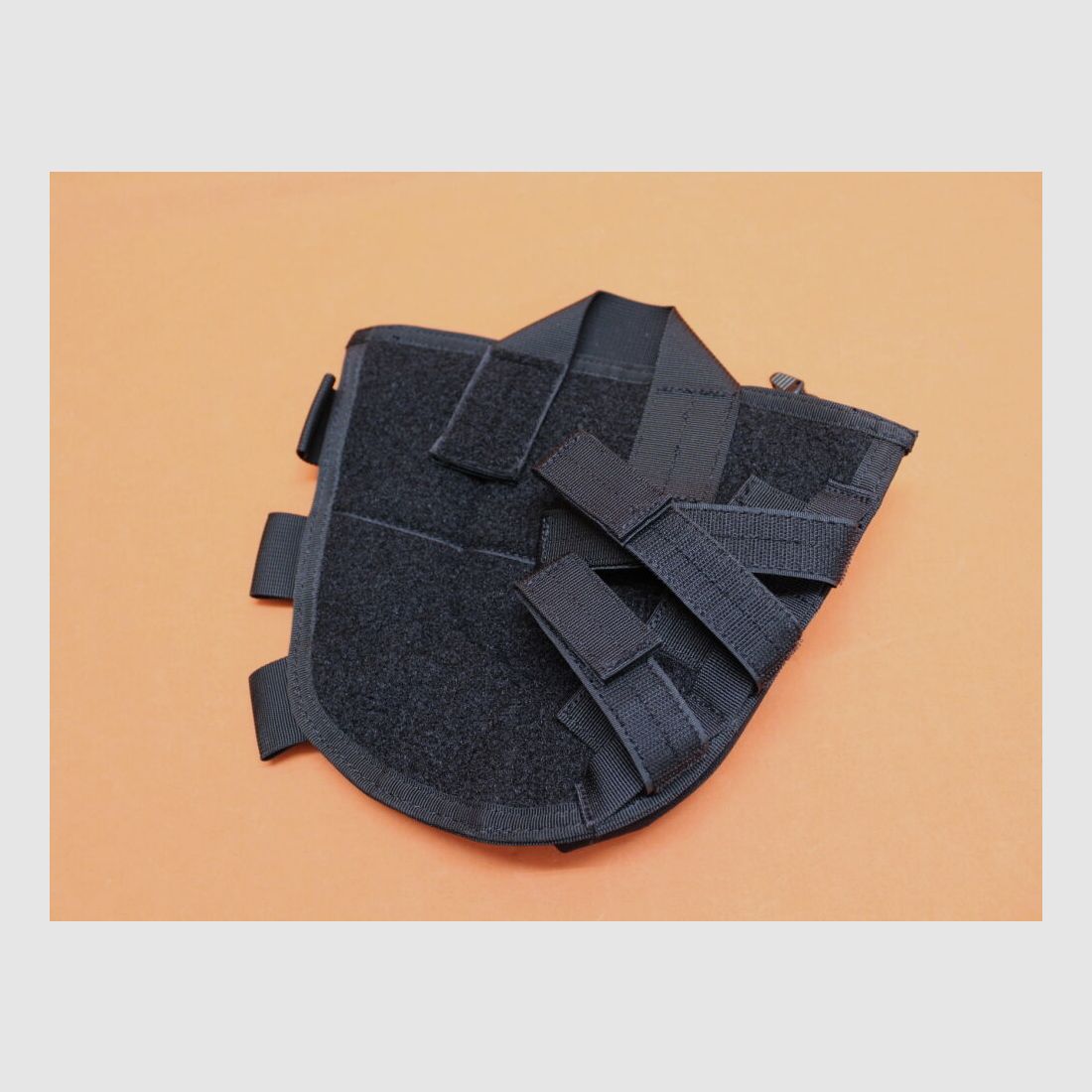Blackhawk Blackhawk Ammo Cheek Pad Rifle Black: Wangenauflage mit Klettbandriemen/ Utensilientasche/ 5 Patronenschlaufen