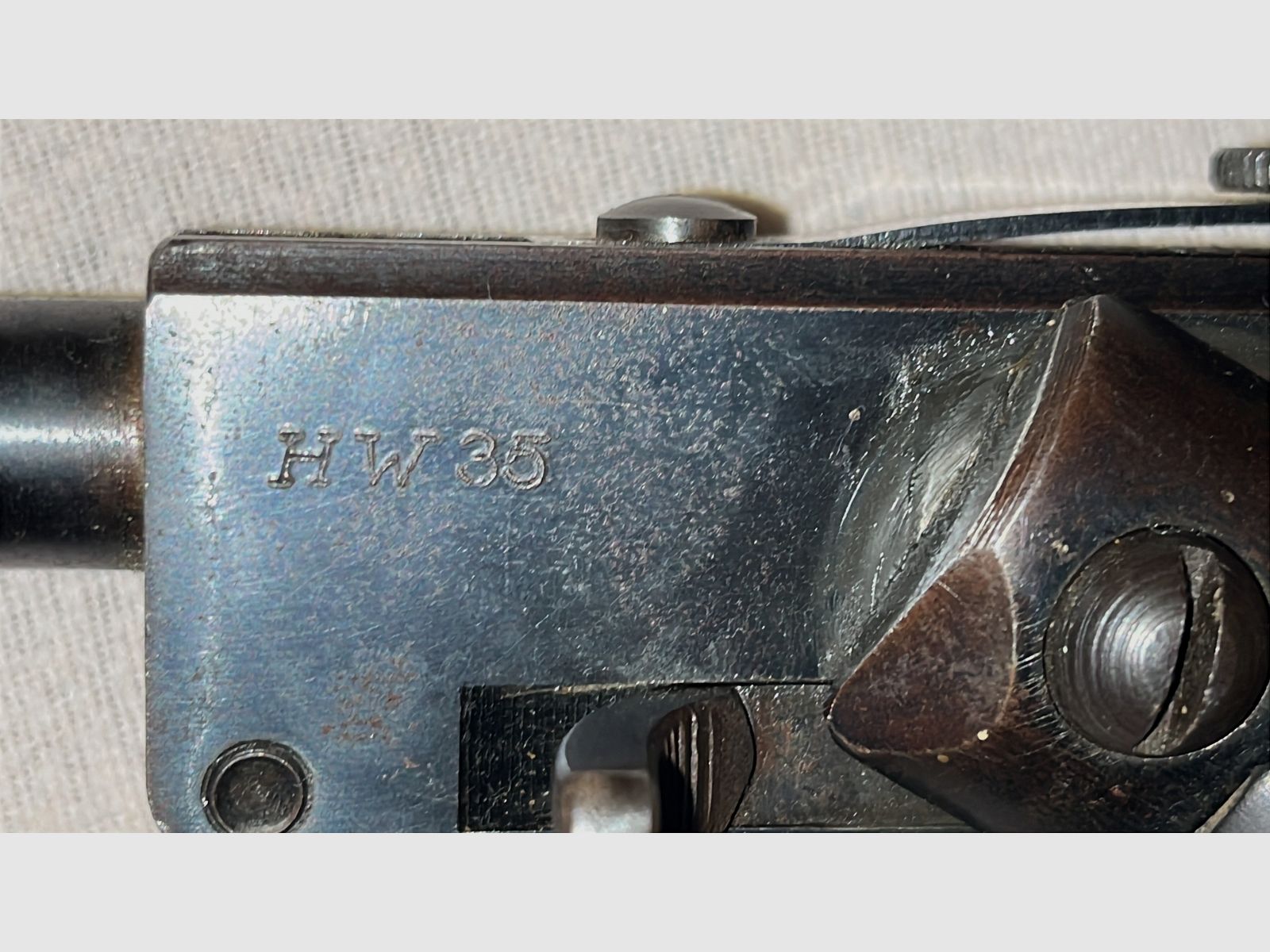 Weihrauch HW35