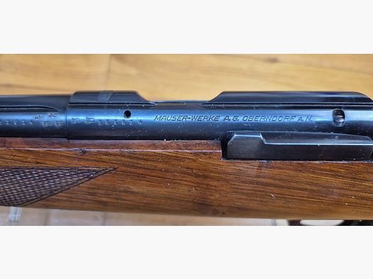 Bellissimo fucile da competizione Mauser ES350 B – III Reich – Modello Meisterschaftsbüchse – 22LR – Arma per principianti 1936 – Numero di serie mono – Canne Premium – Un scheggiatura all'estremità del calcio ma in ottime condizioni generali, quasi nuovo – TBE