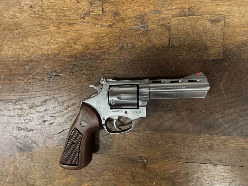 AMADEO ROSSI %.A SAO LEOPOLDO R.S.