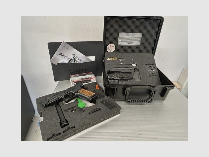 Canik Arms Canik Rival-S ''Black COBRA'' incl. wooden grip and compensator