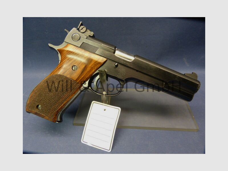 SMITH & WESSON M52-1