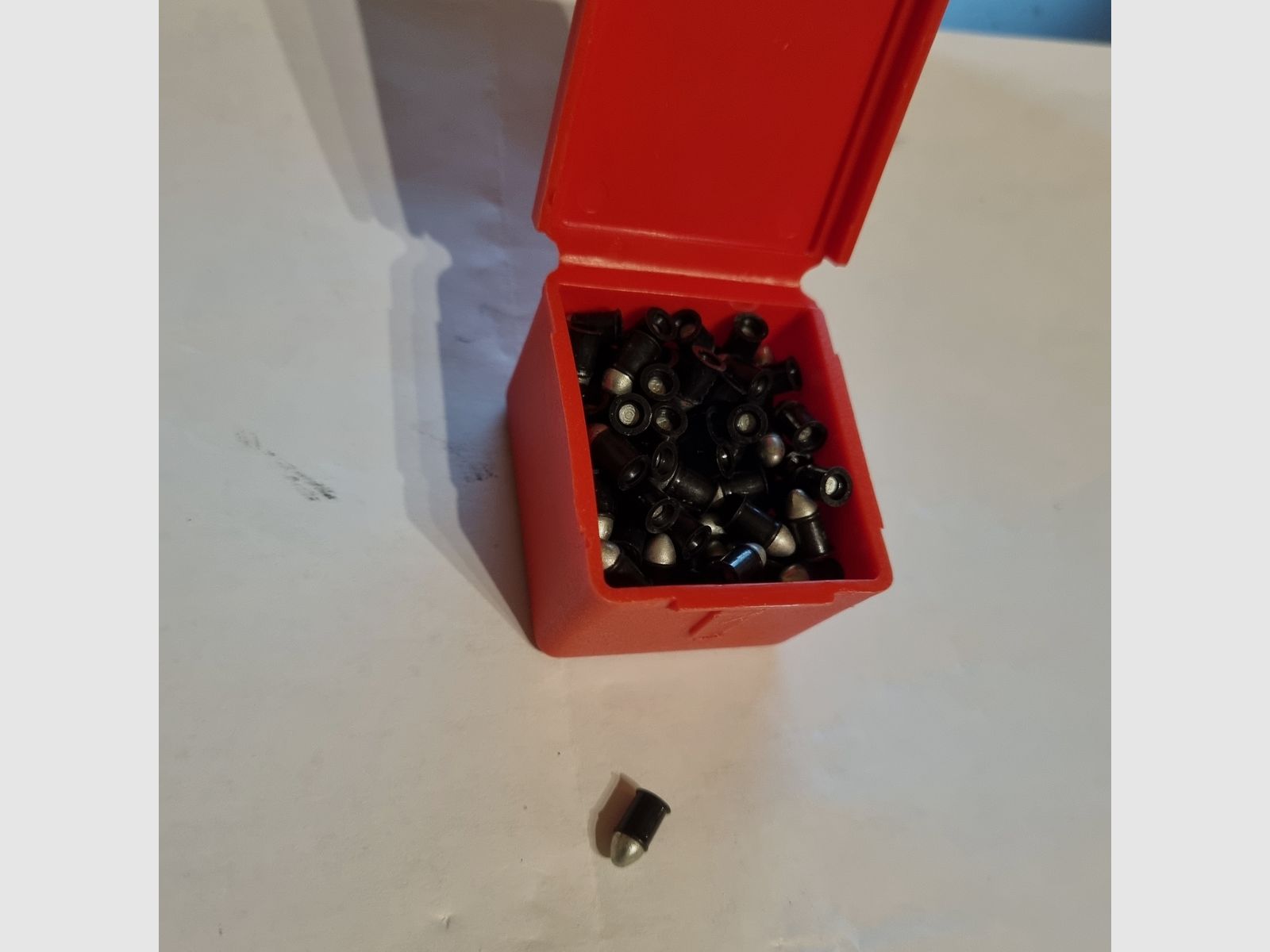 Walther Panther Knicker, 4,5 mm mit ZF Bushmaster, dazu 100 Prometheus Projektile