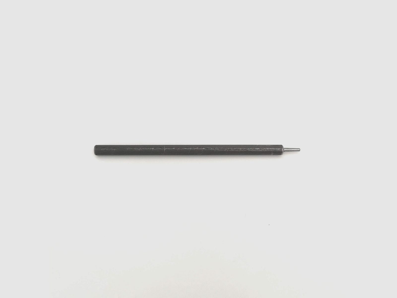 Punching pin for universal punching die