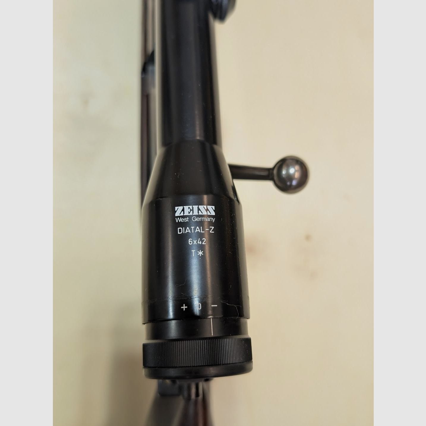 Mauser C66. Herhaler in het kaliber 7x64 met richtkijker