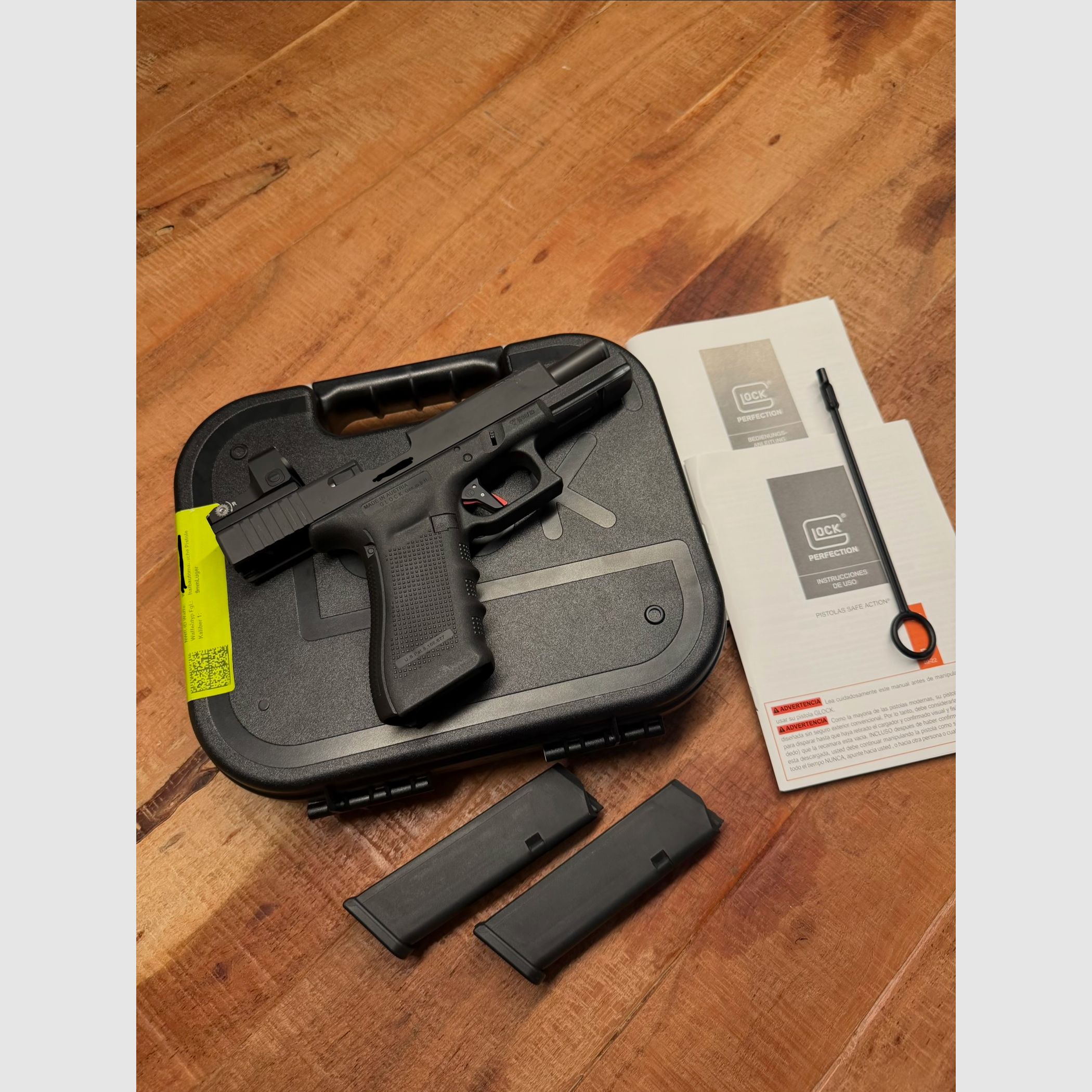 Glock 17 Gen4 incl. red dot & Alpha Competition trigger, image 1 sur 5