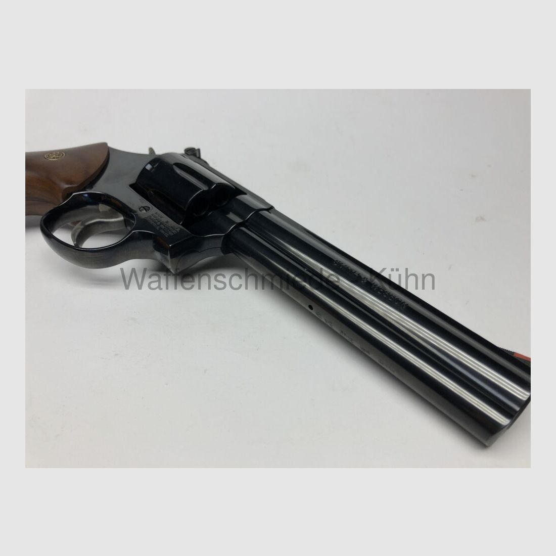 Smith & Wesson 586-8