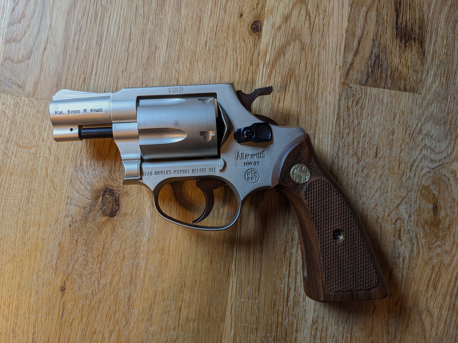 HW 37 Nickel Weihrauch Signalrevolver 