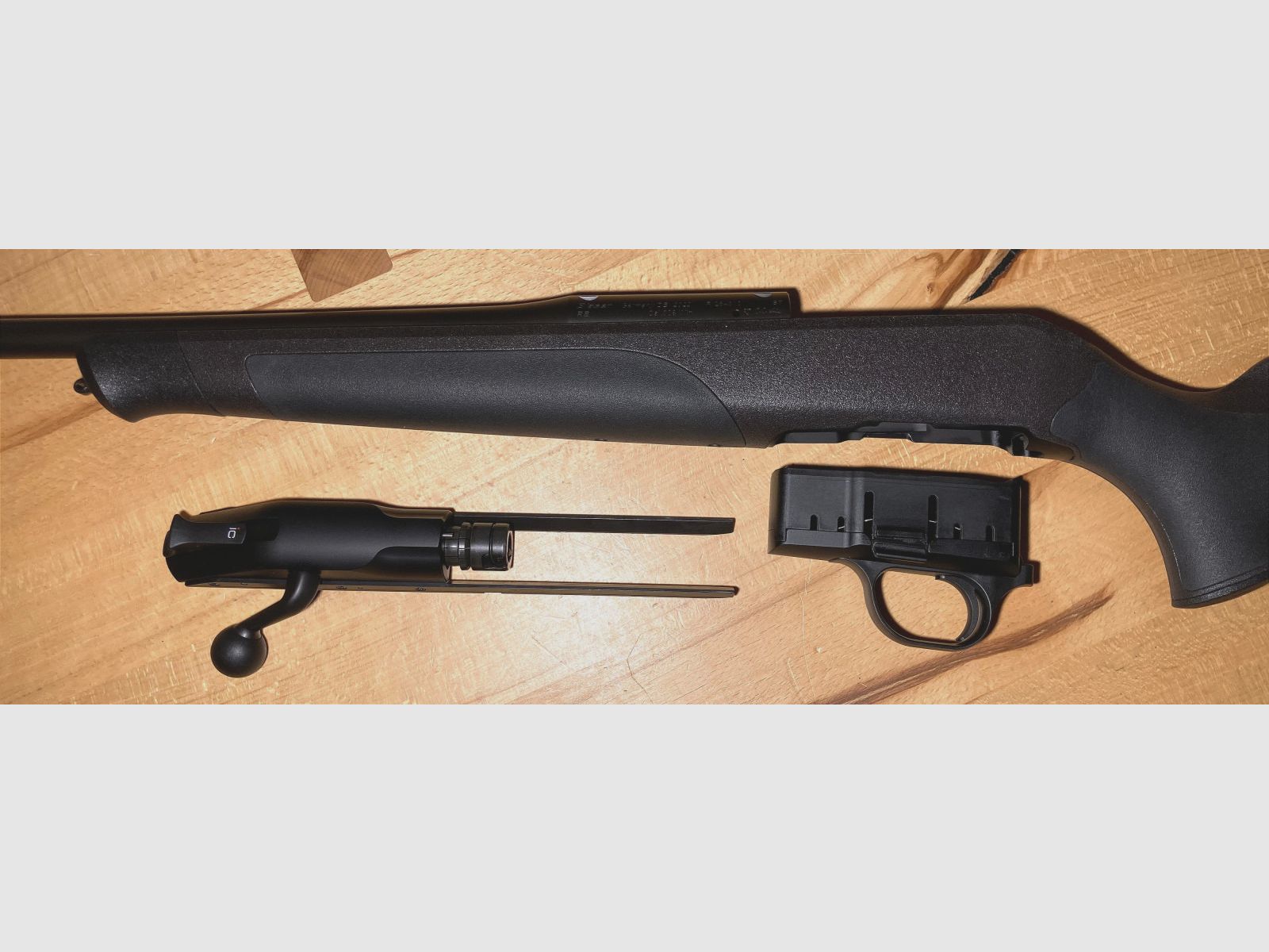 Blaser R8 Professional LINKSWAFFE, .30-06Sprg, Lauf: 58cm, M15x1 Schaftverstellung