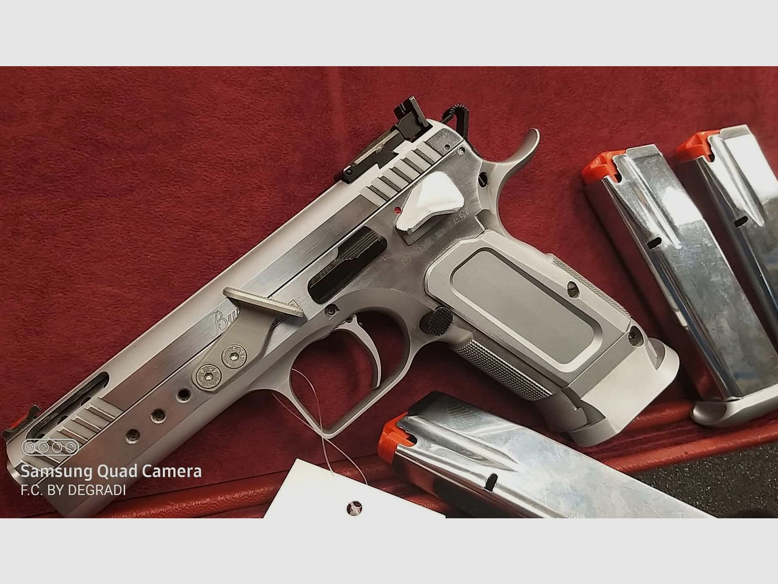 TANFOGLIO BUZZ CUSTOM CALIBRO 40 SW, immagine 2 di 4