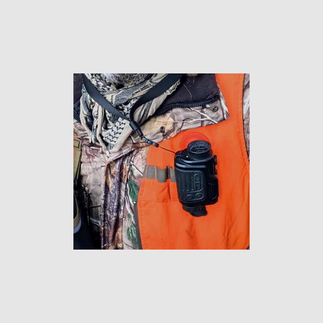 For Infiray FH25R/FL25R and identical - magnetic holder for attachment to clothing.