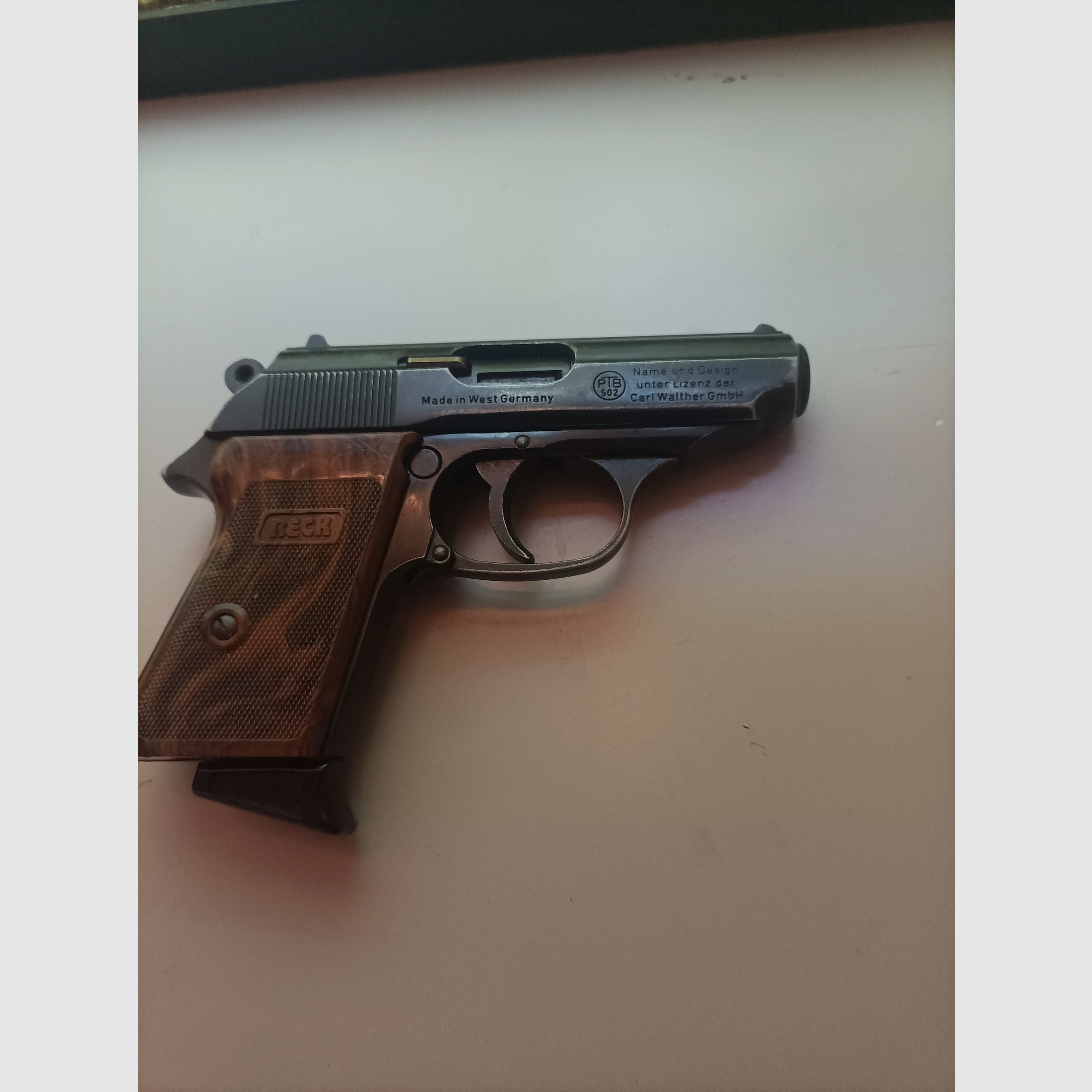 Walther PPK 8mm Knall