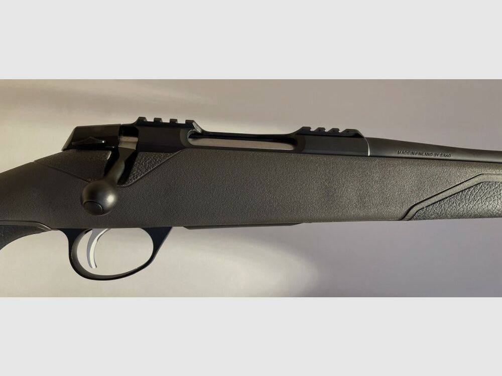 SAKO 90 FINNLIGHT KURZ ZWART