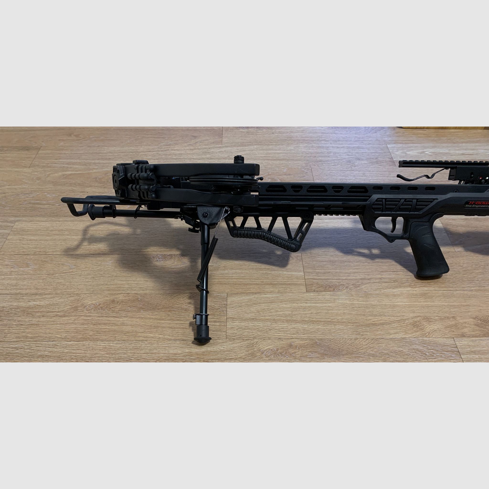 X-BOW FMA Scorpion III - 405 fps / 200 lbs - Compoundarmbrust OVP