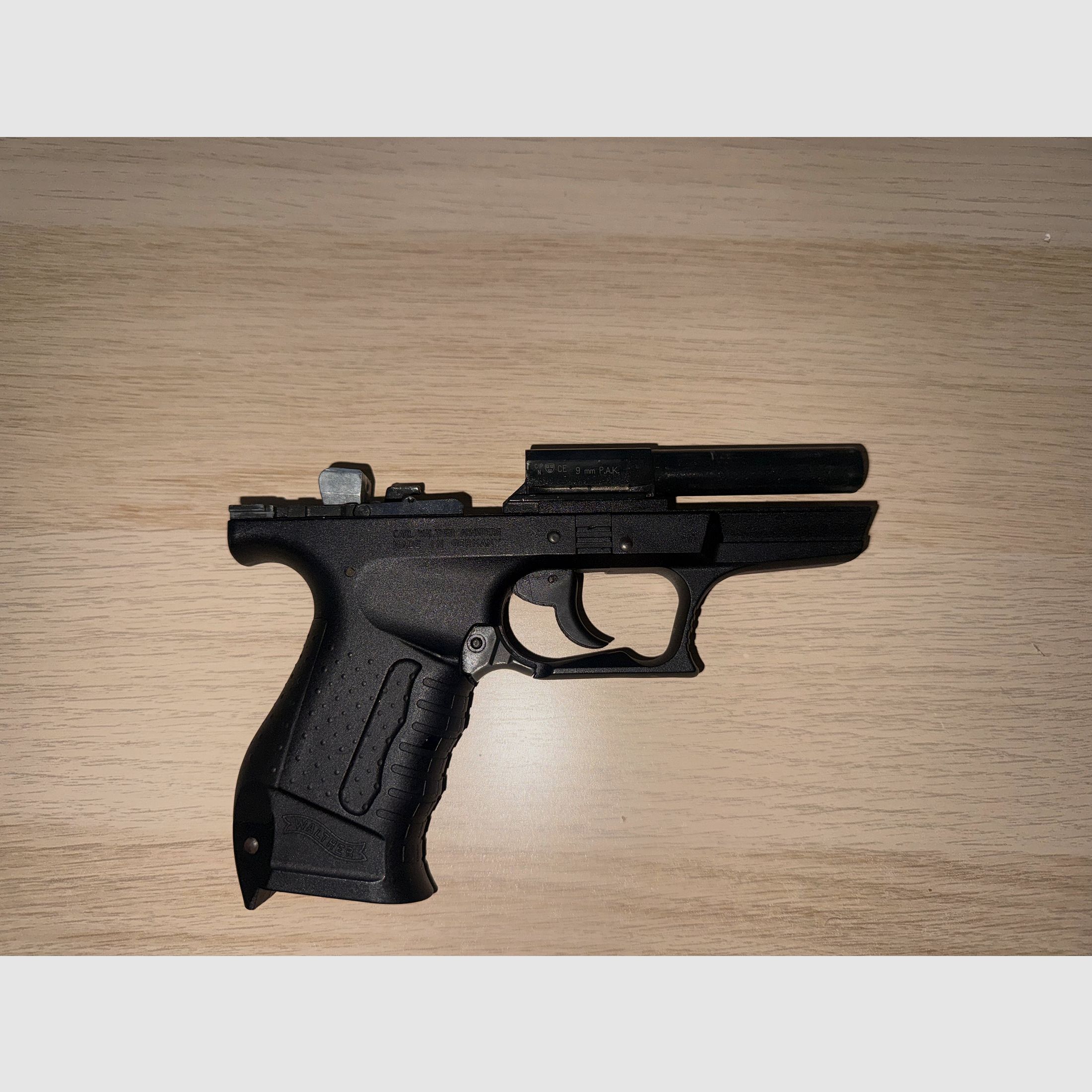 Walther P99 blank 9 mm P.A.K. – níquel – incl. 3 magazines