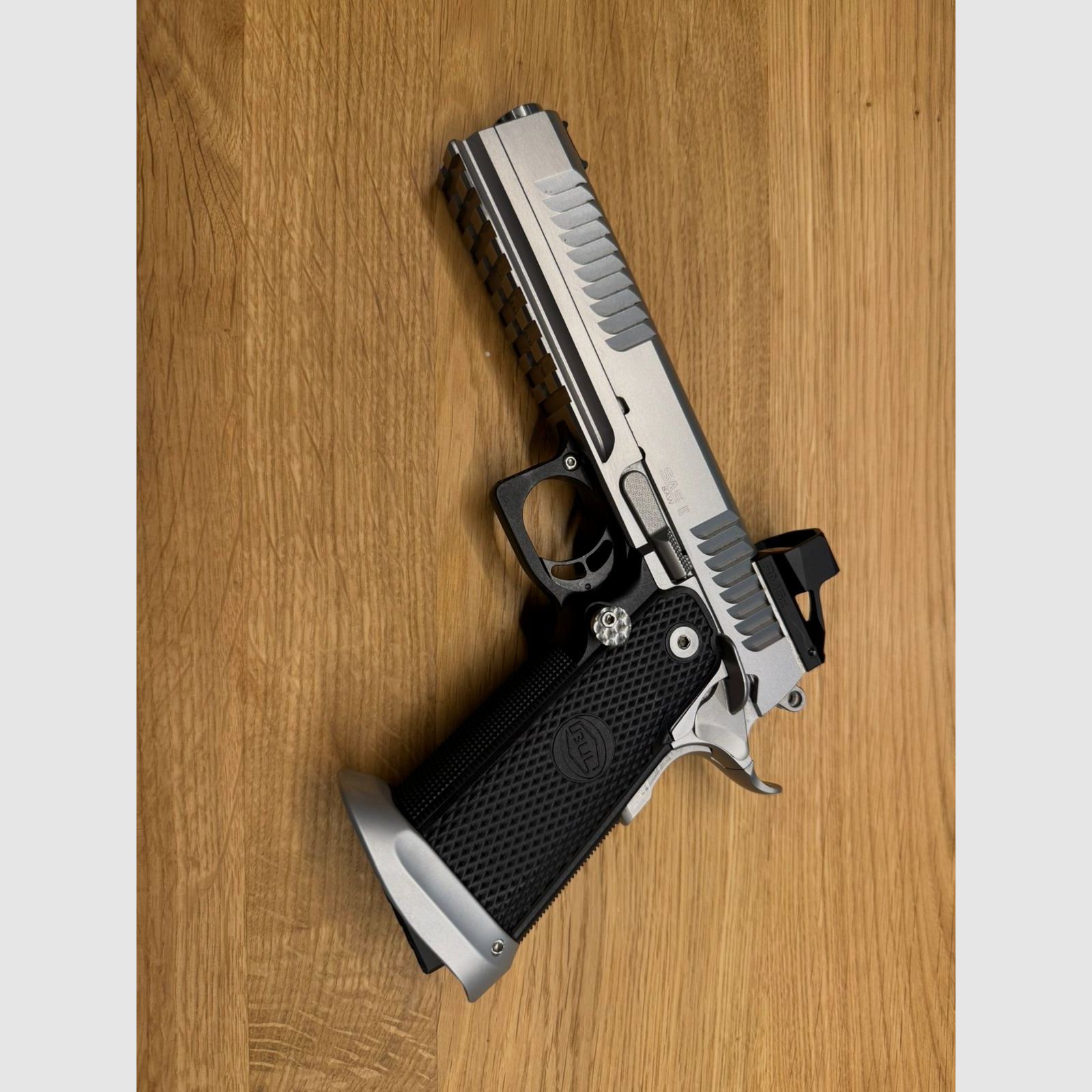 Bul SAS 2 SAW 2011 40 S&W Picatinny opty Reddot IPSC