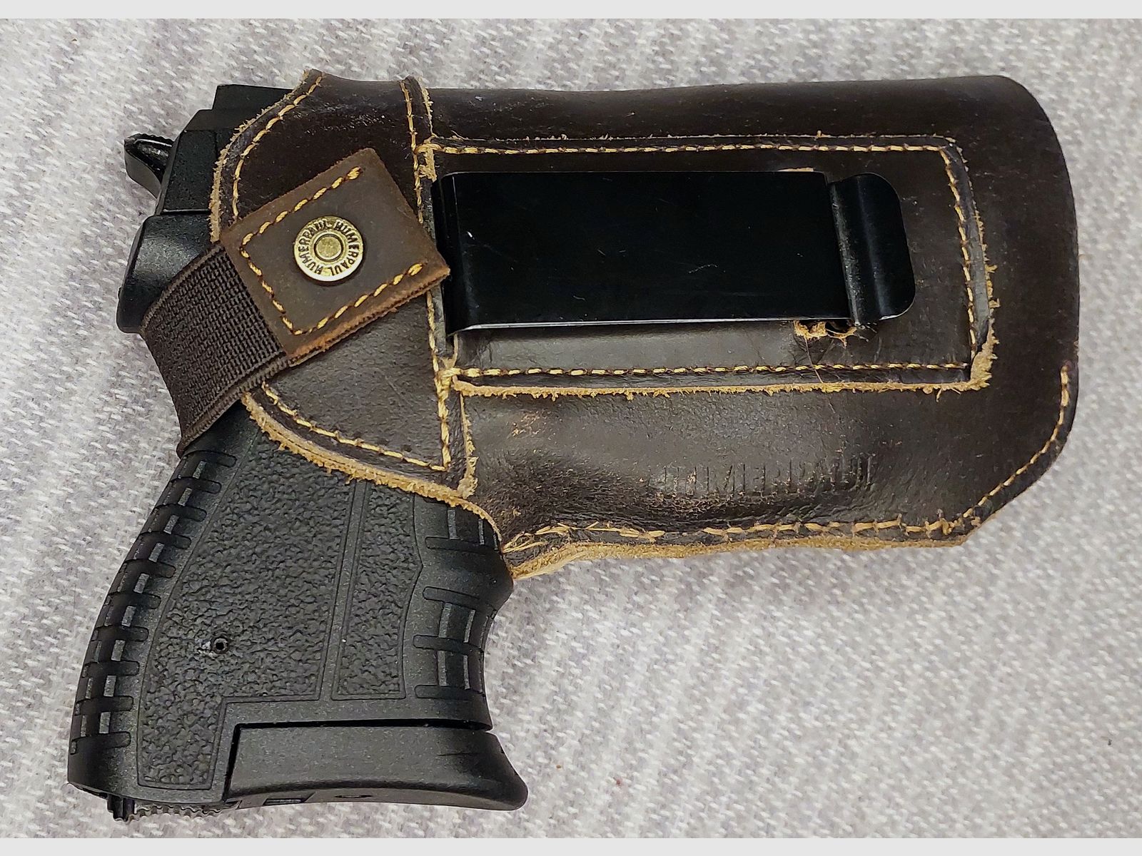 Zoraki M 906 blank firing pistol 9mm P.A.K. (PTB 1064) with holster and 2 magazines