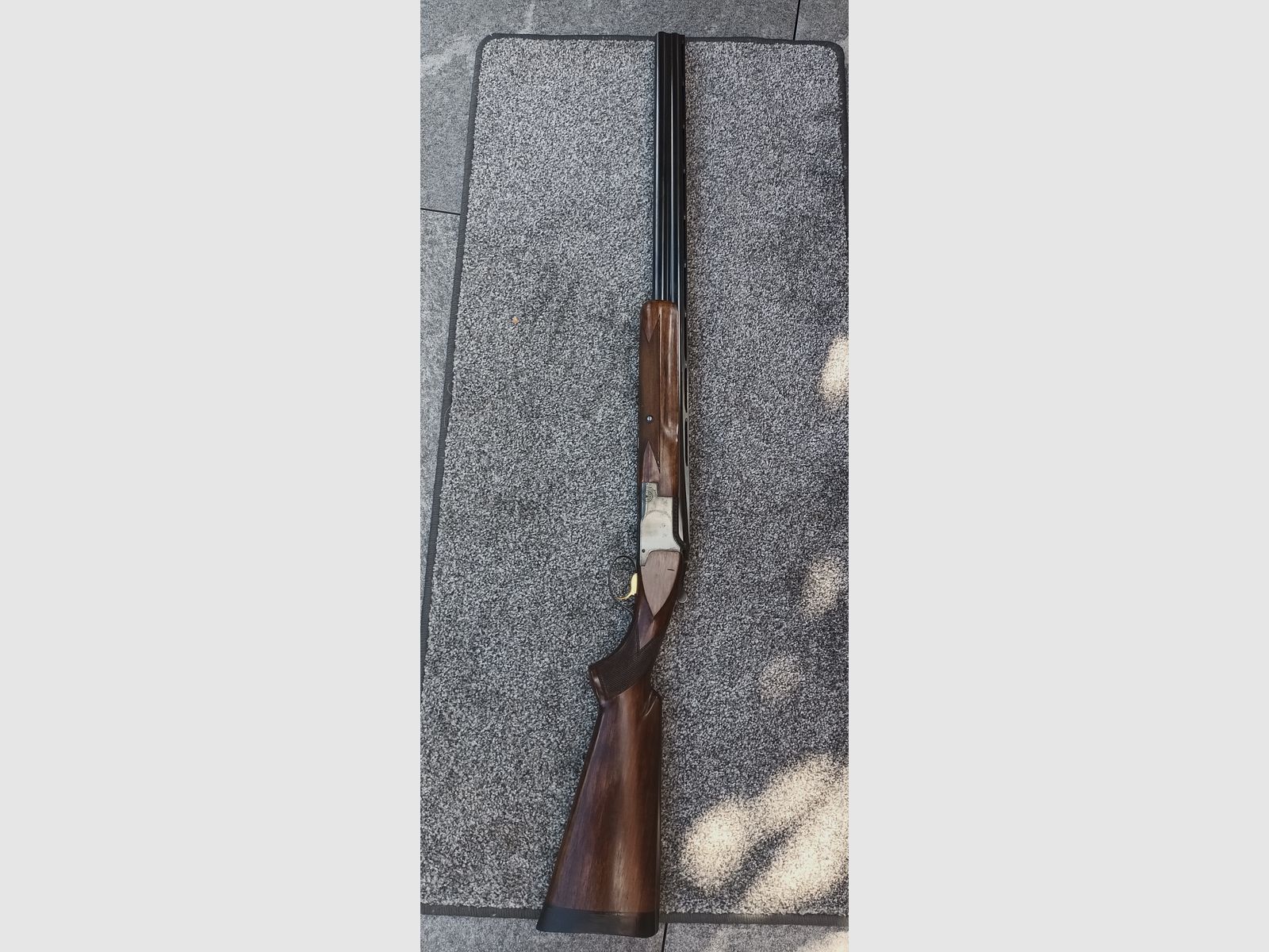 Browning B25